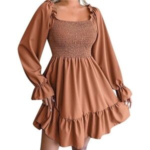 Alishebuy. Long-sleeved women’s dress, size M. Caramel color. Polyester.
